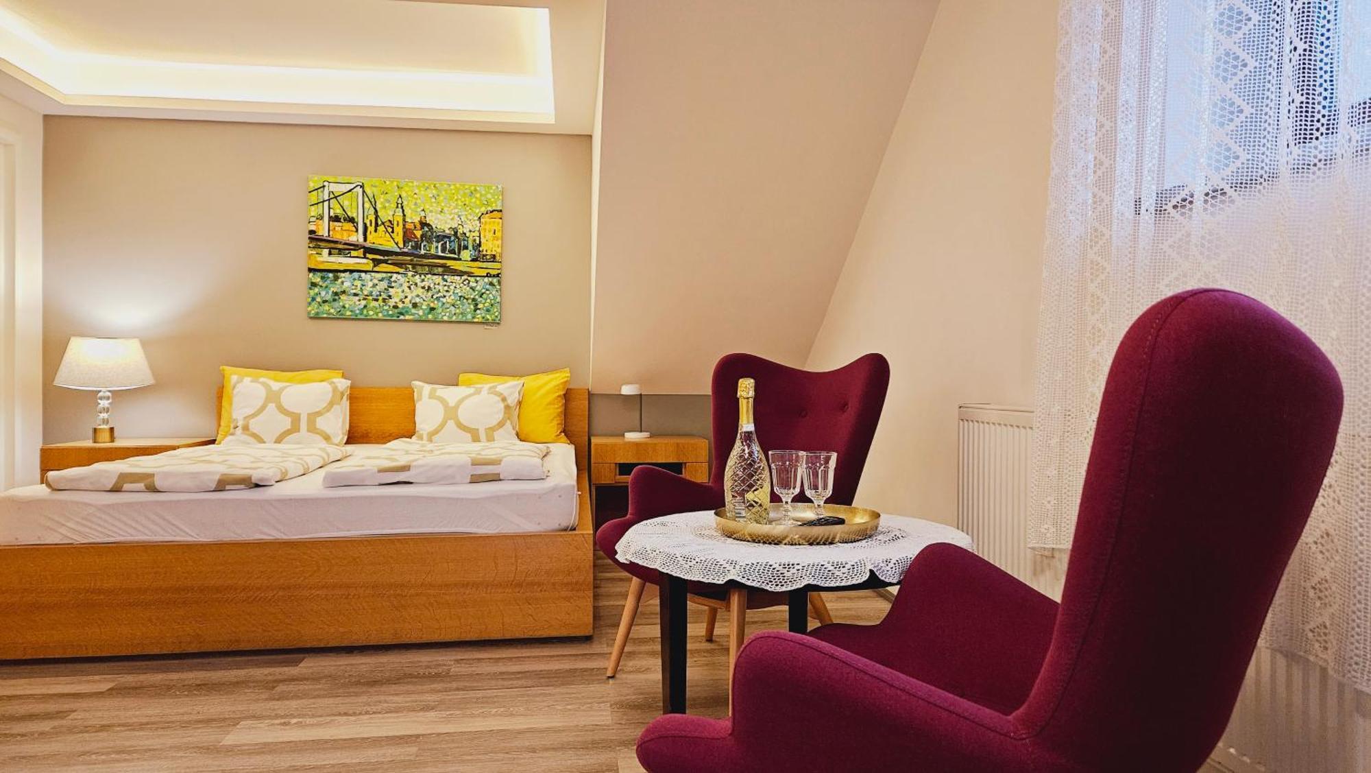 Budasmile Appartment At Buda Castle - Aircon & Free Parking Budapest Luaran gambar